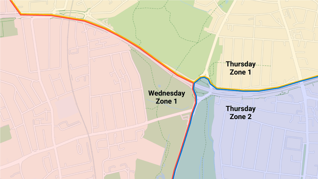 Mapa com geocercas coloridas representando diferentes zonas de rastreamento e monitoramento de frota por dia da semana.